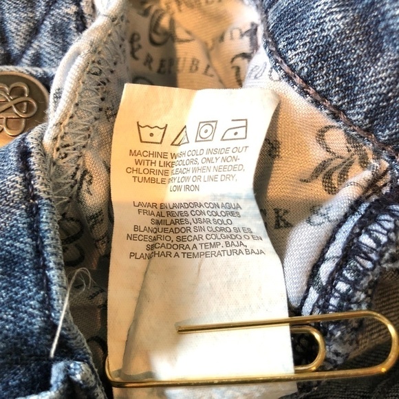 Rock & Republic Jeans Emo Mid Wash High Rise Ankle Slightly Distressed (10) - Picture 7 of 10